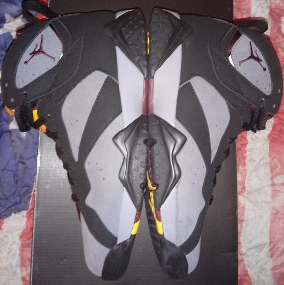 AIR JORDAN Retro 7 Bordeaux 2011 - Picture 5 of 8